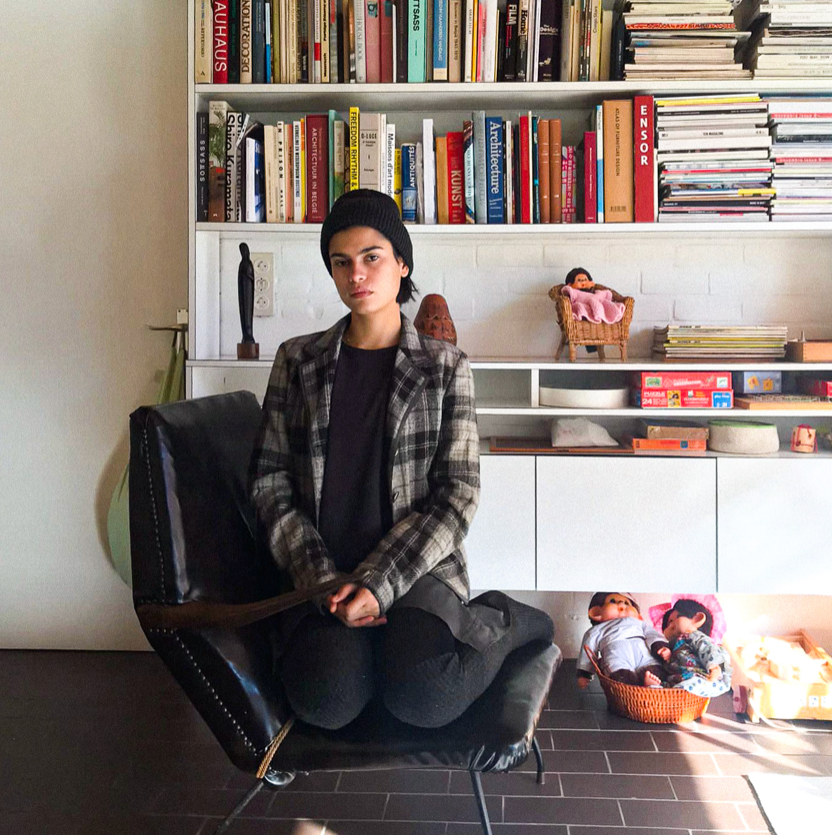 Home by... Yana Bovenistier