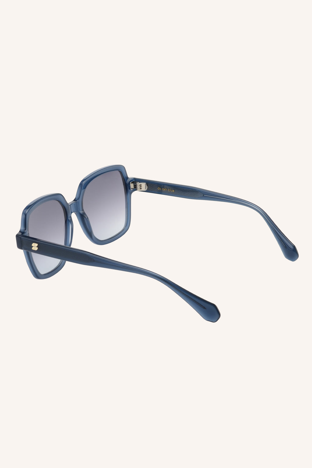 Do Sunglasses Ash Blue