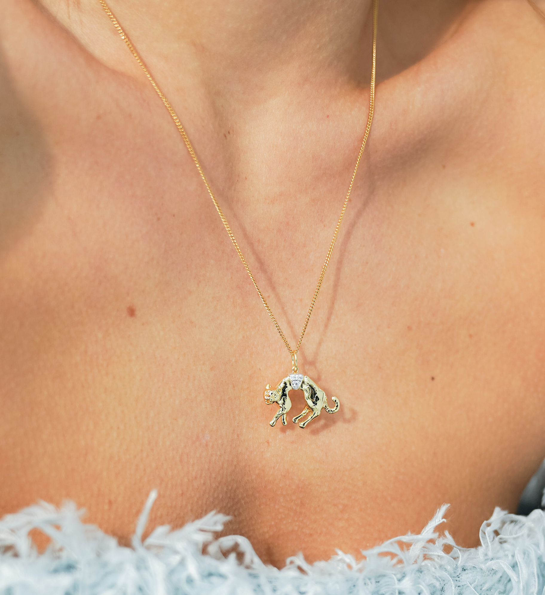 Show Cat Charm Goldplated