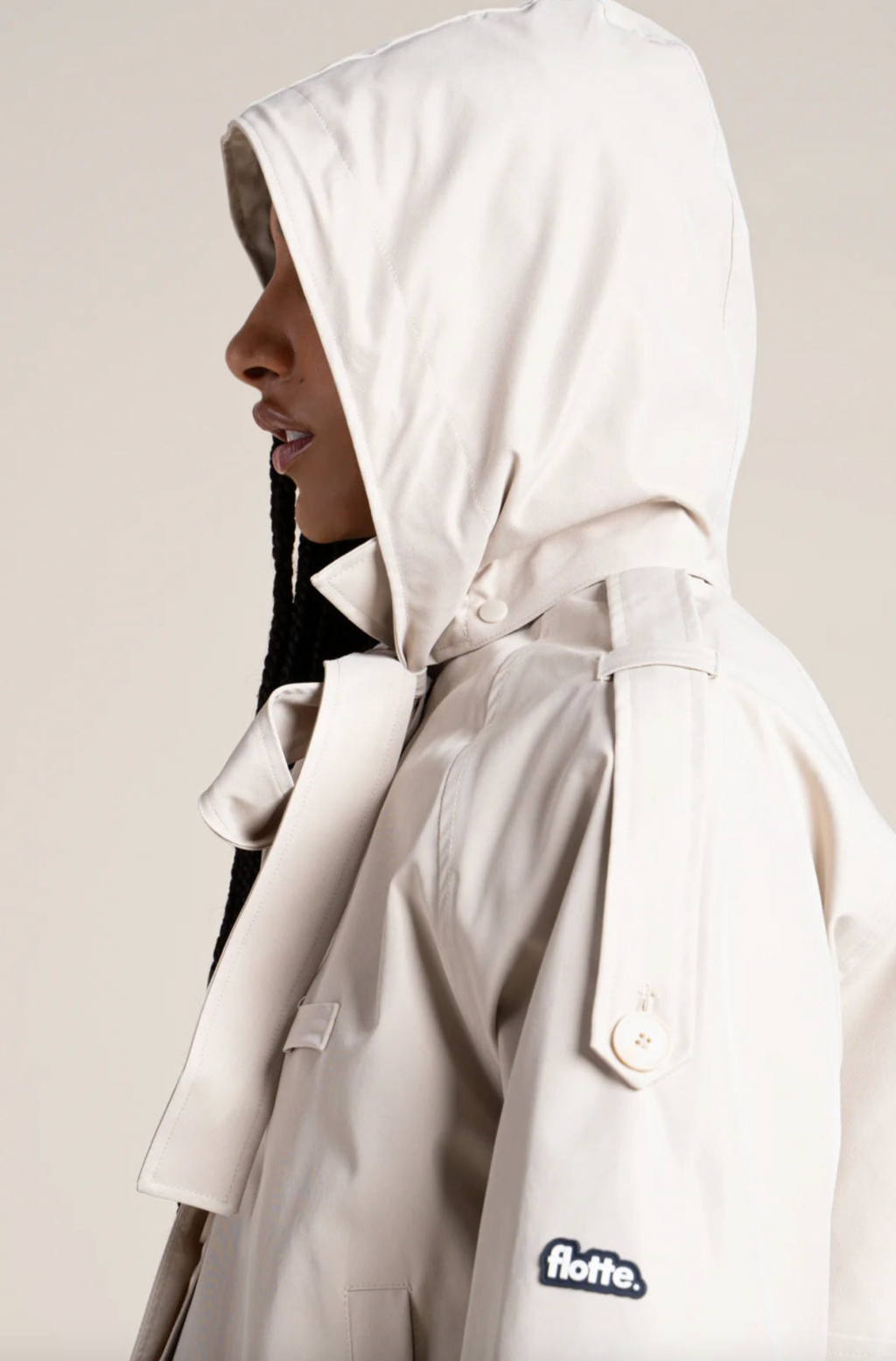 Turlerie Trenchcoat Ecru