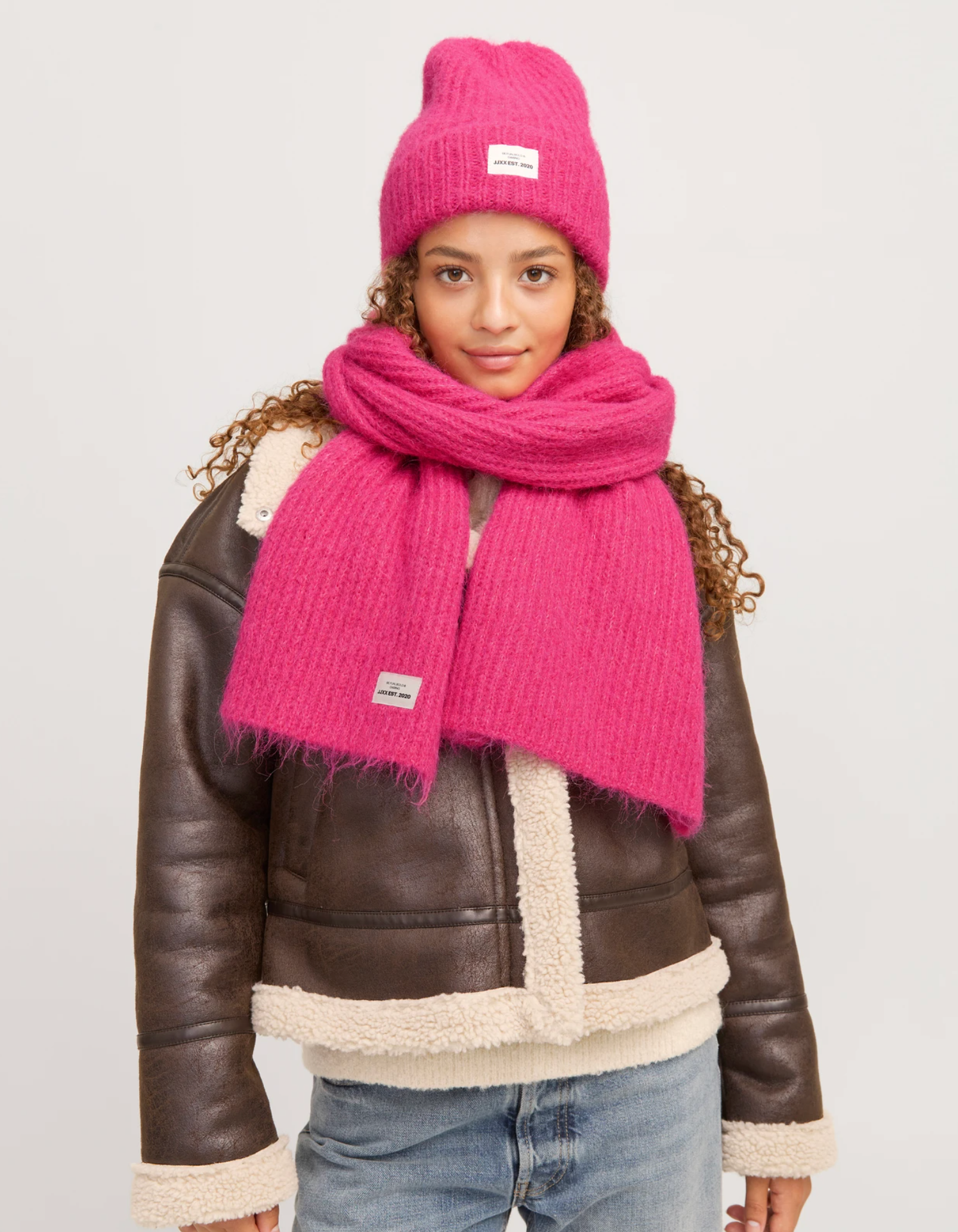 Muts en Sjaal Set Fuchsia