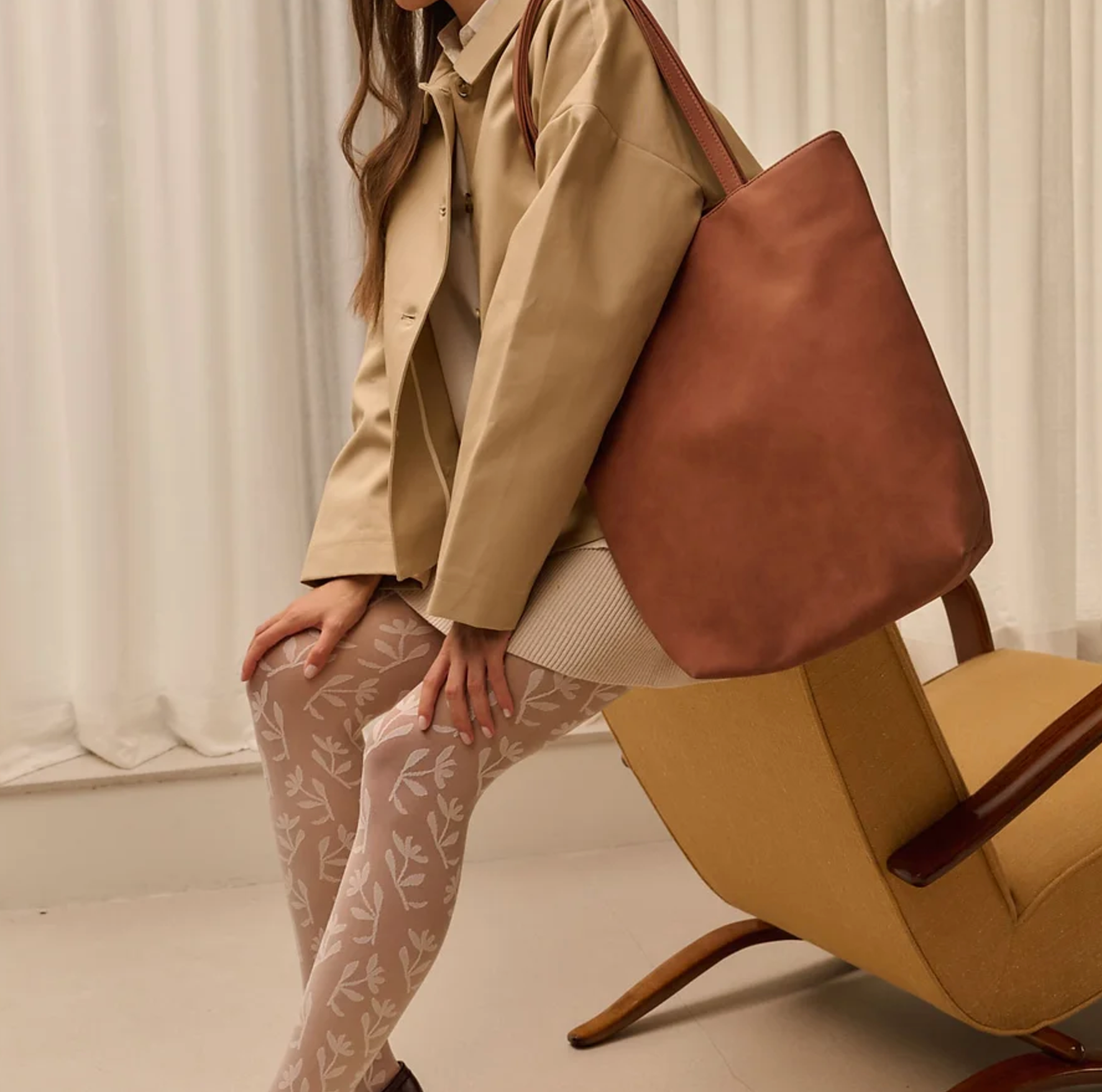 Merian Tote Bag Carnelian