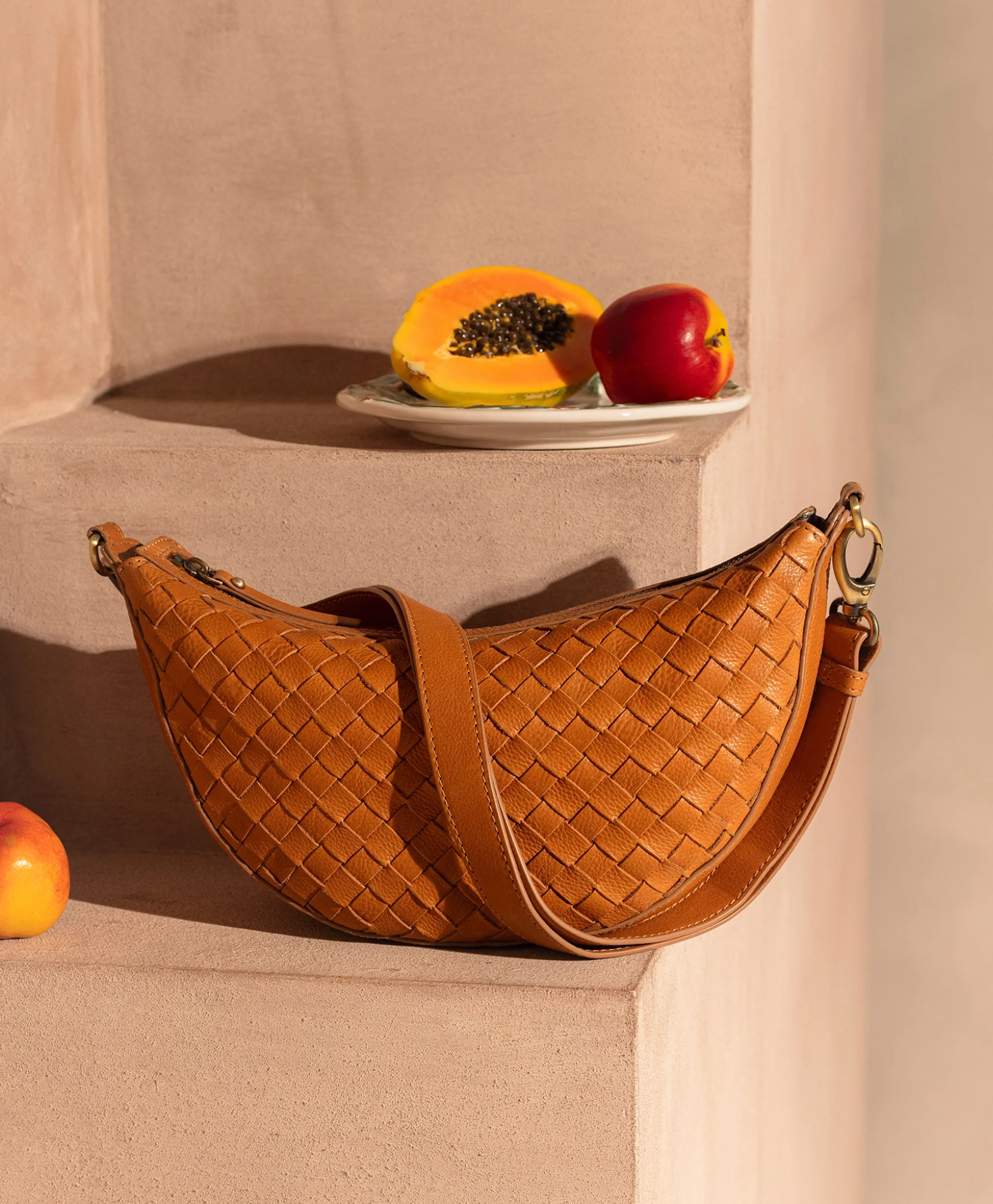 Leo Woven Soft Grain Leather Wild Oak