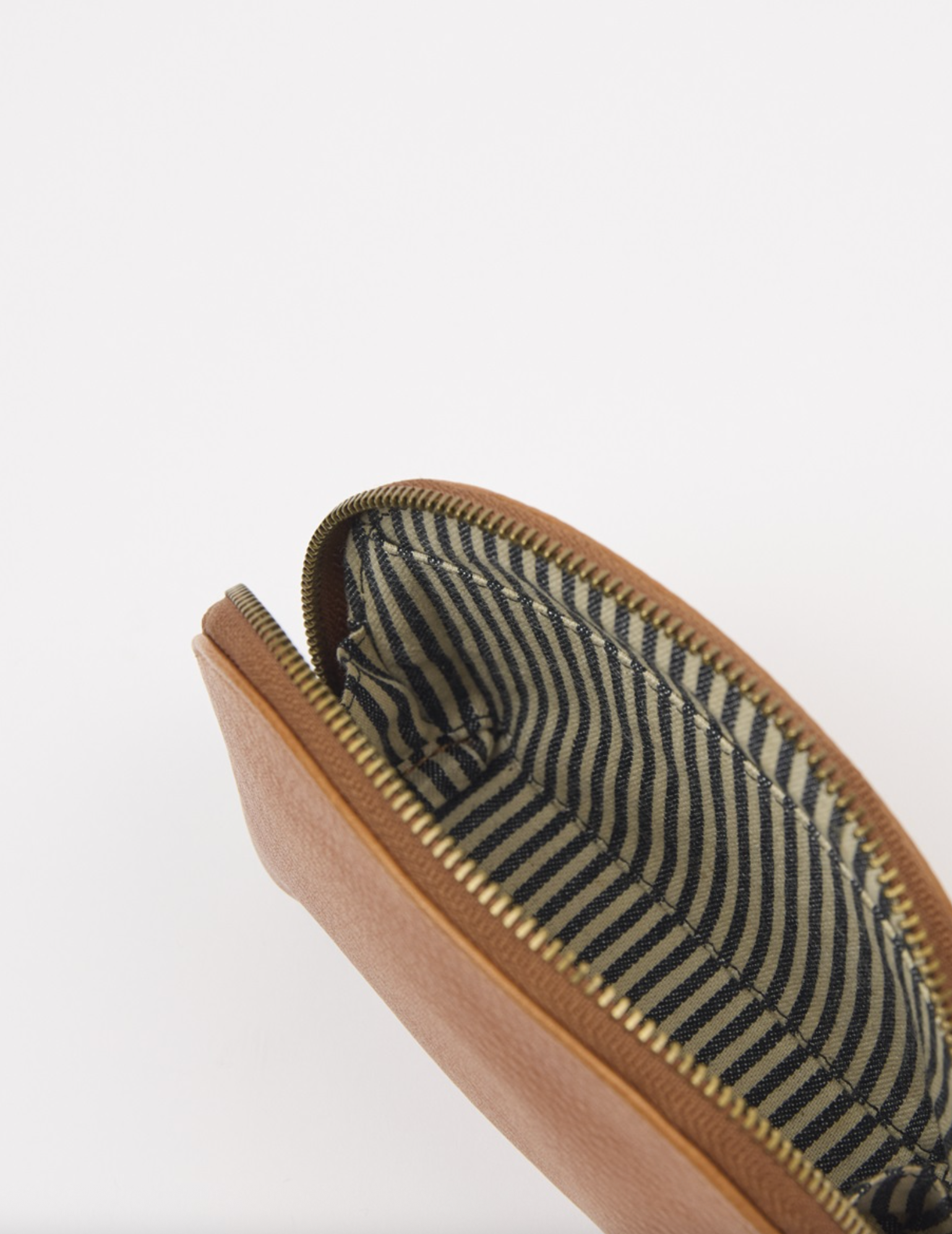 Make Up Case S Wild Oak Soft Grain