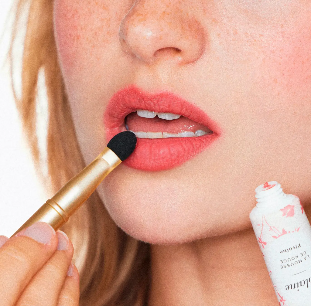 Velvet Lipstick Peony Red