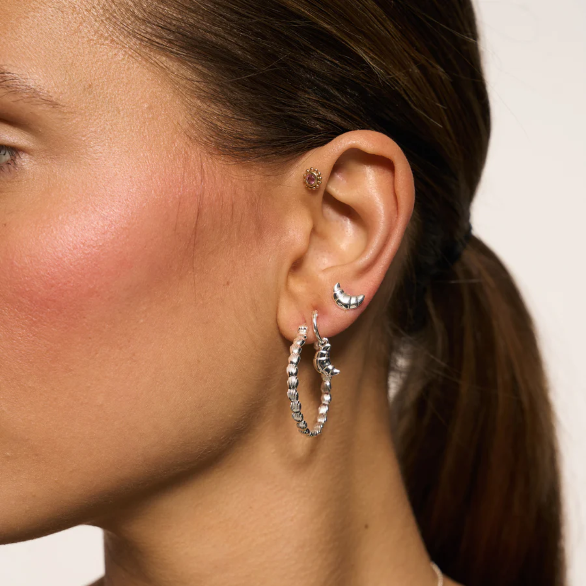 Single Croissant Stud Earring Silver