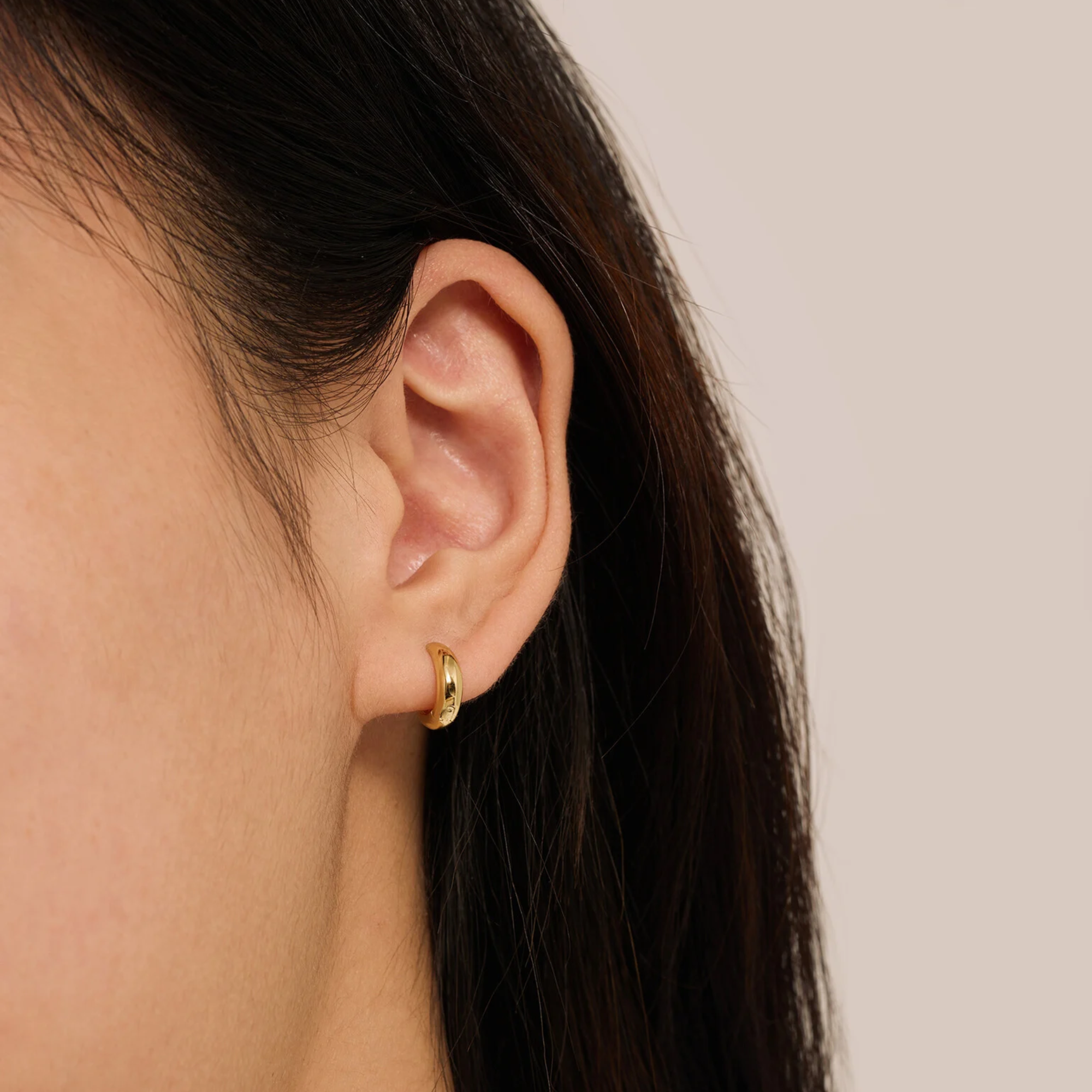 Joanne Oval Mini Gold