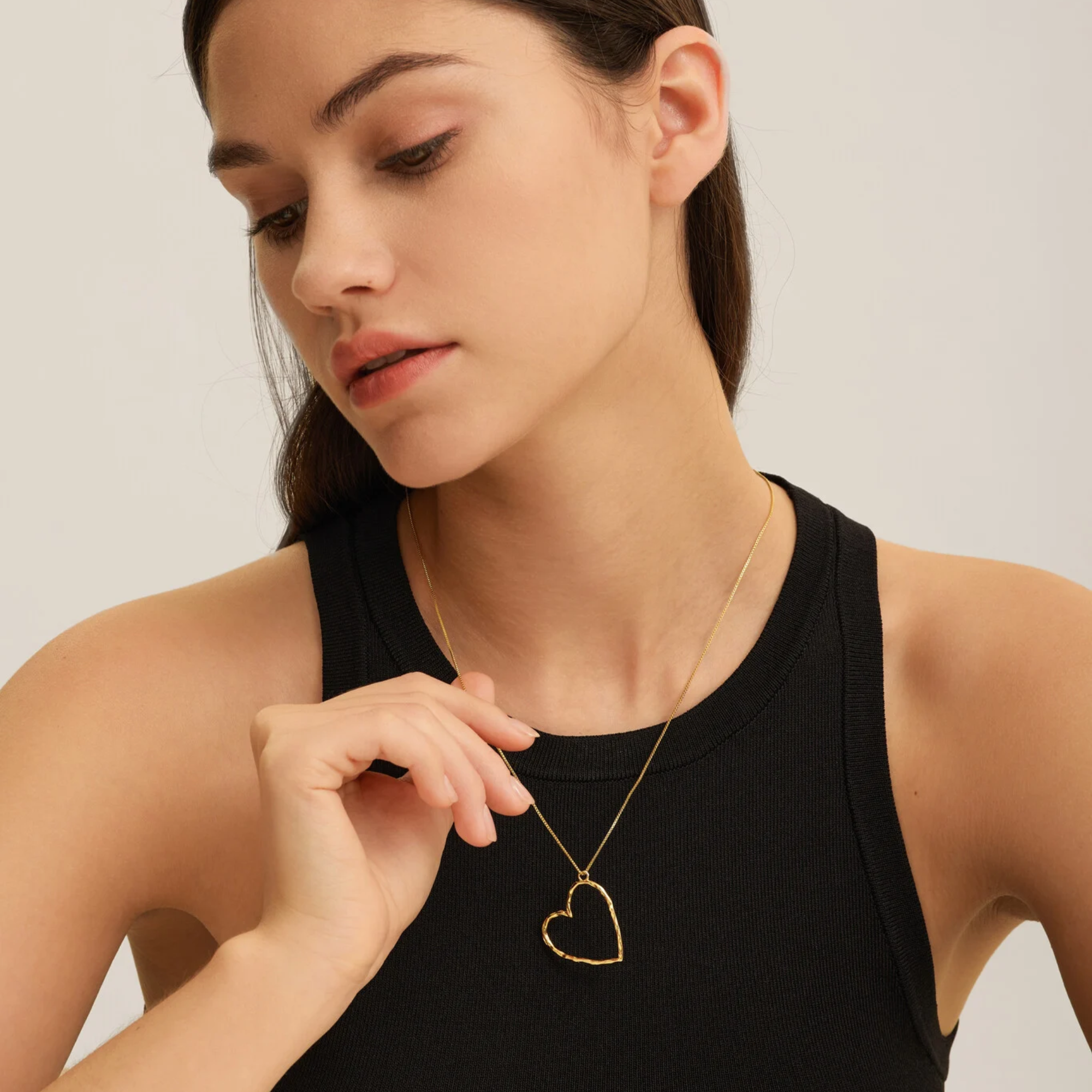 Roni Heart Necklace Gold