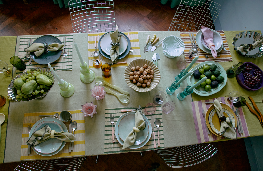 70s Cutlery Raspberry Set/16
