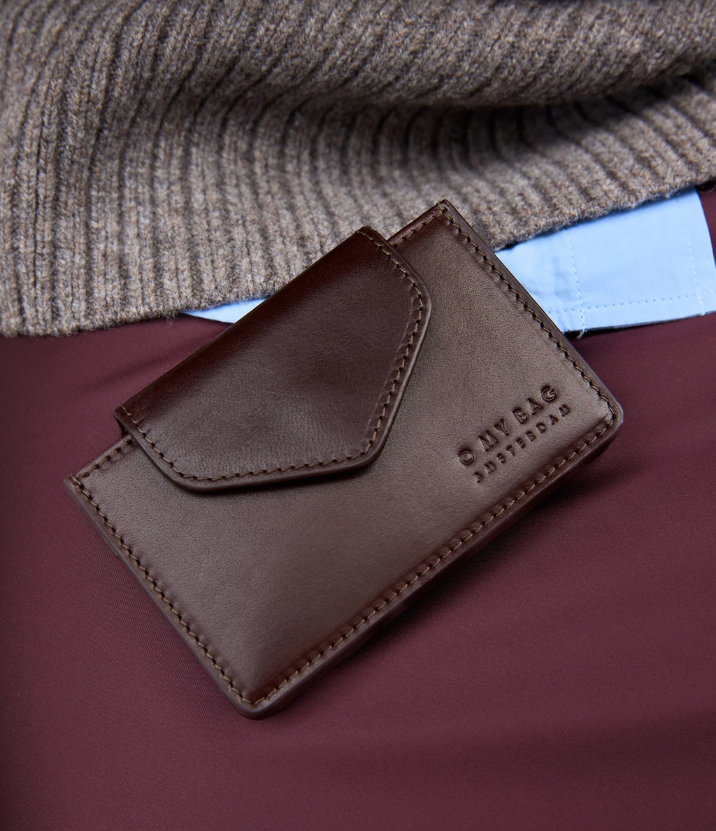 Harmonica Chocolate Classic Leather