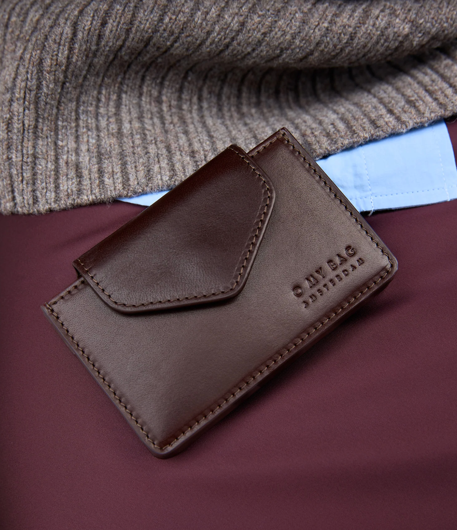 Harmonica Chocolate Classic Leather