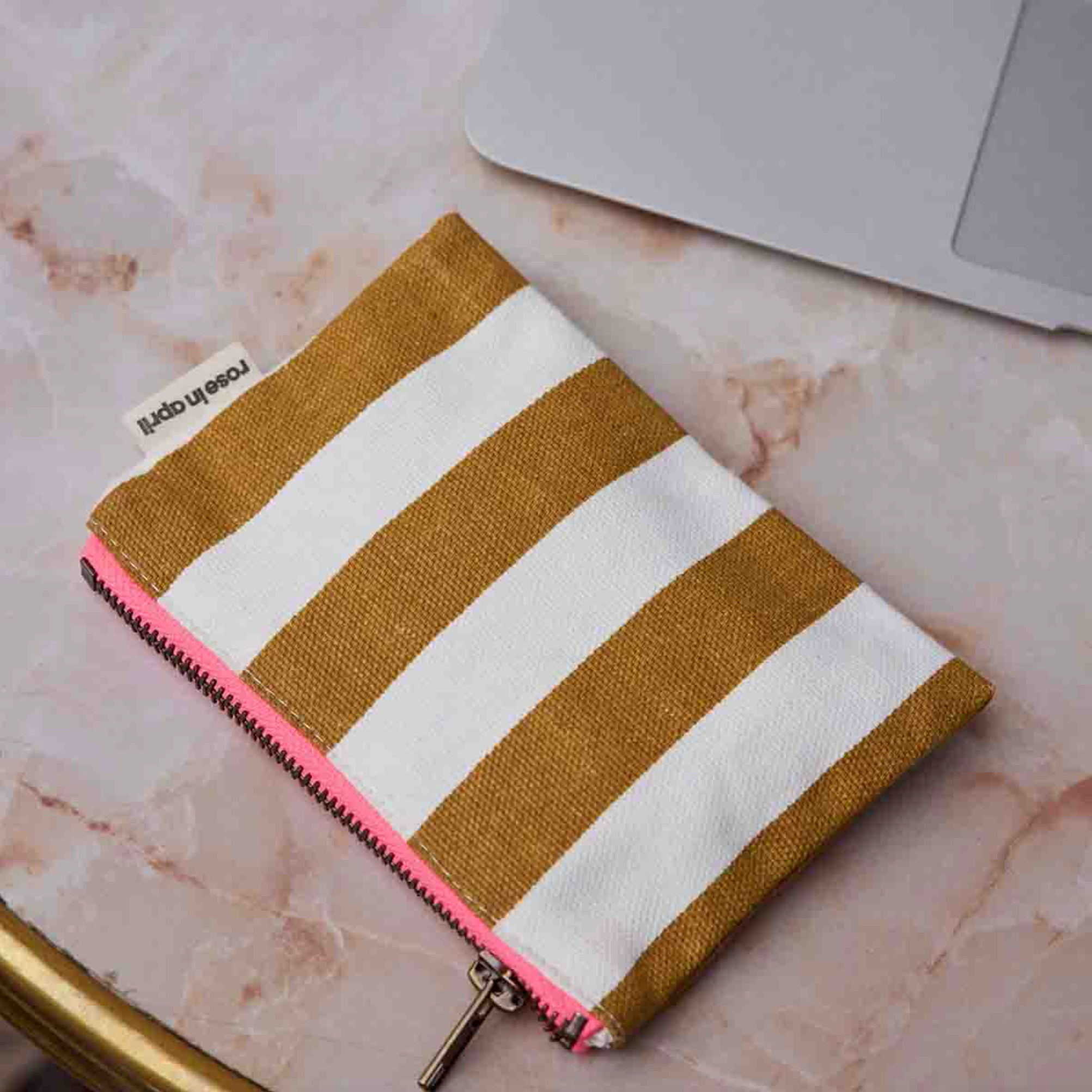 Marie Pouch Caramel