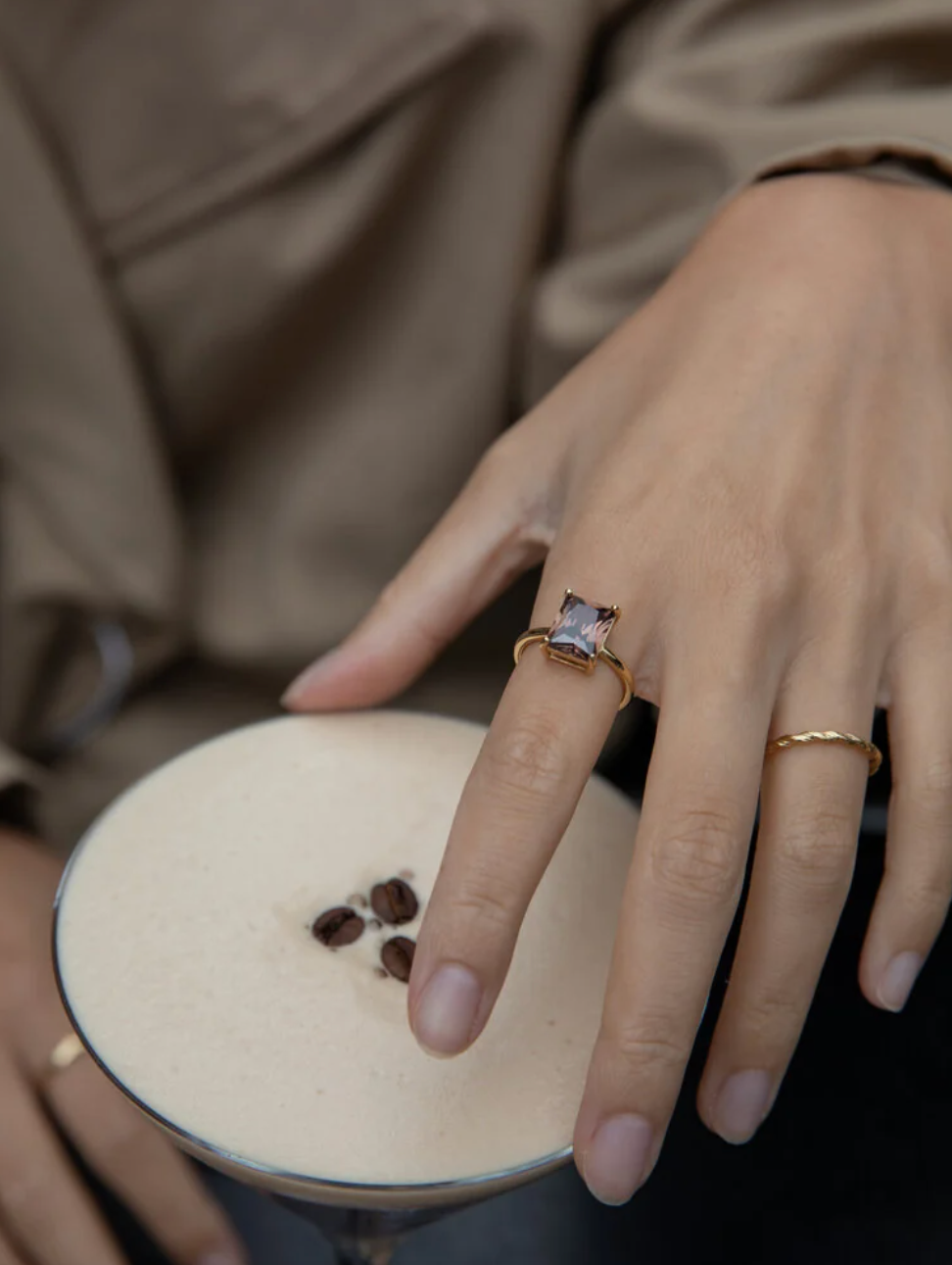 Gioia Ring Coffee