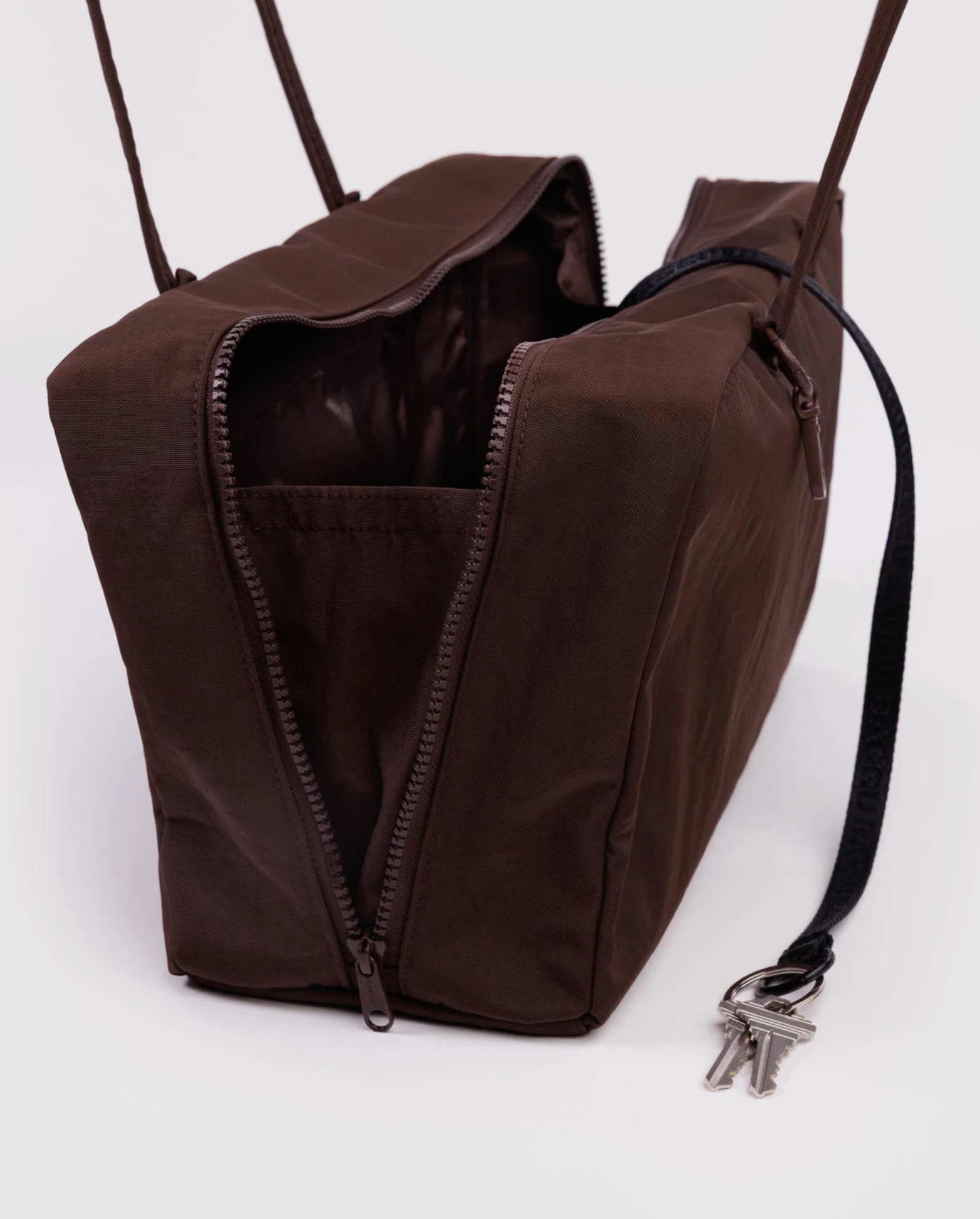 Nylon Bowler Bag M Coffee