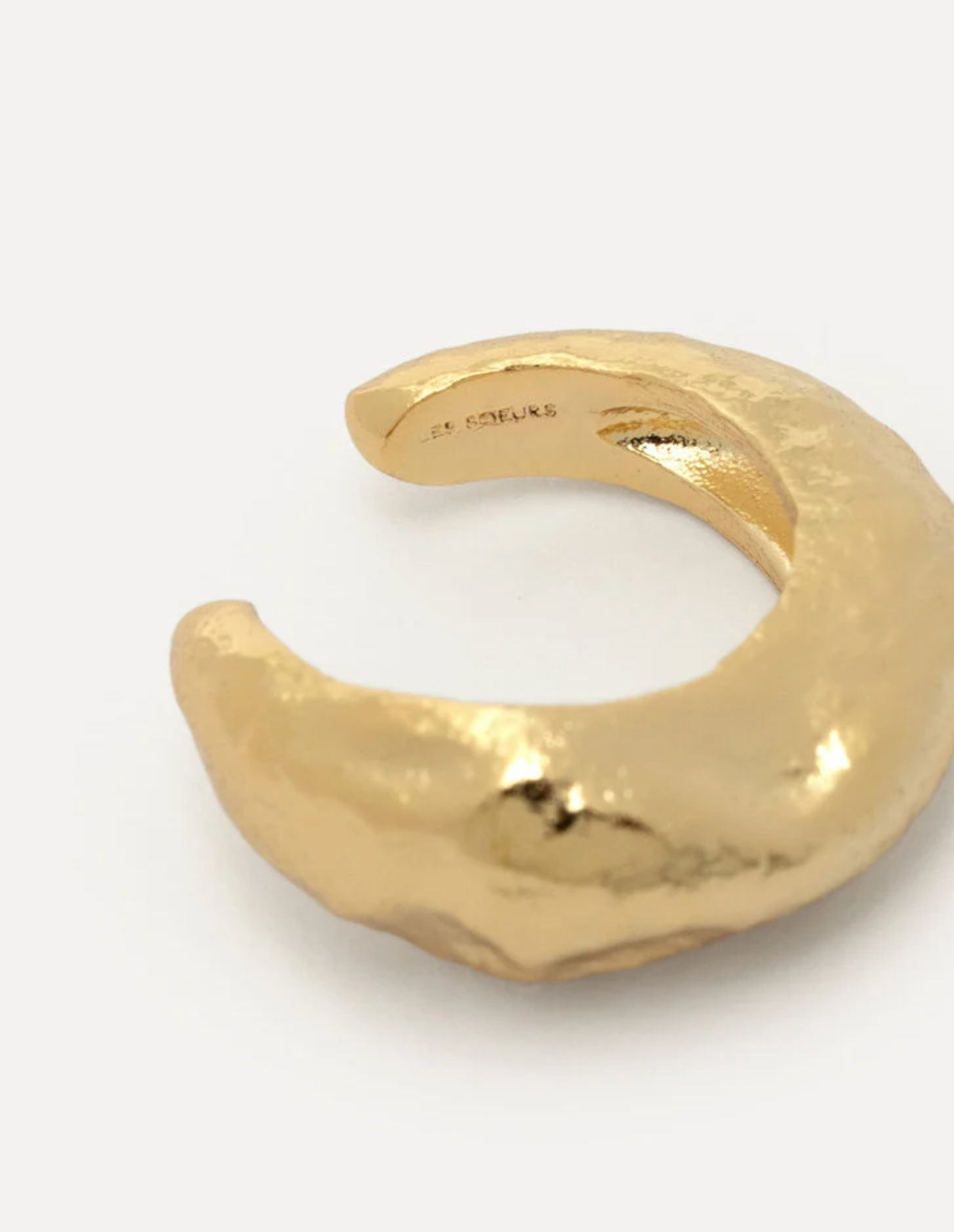 June Hammered Ear Cuf Gold