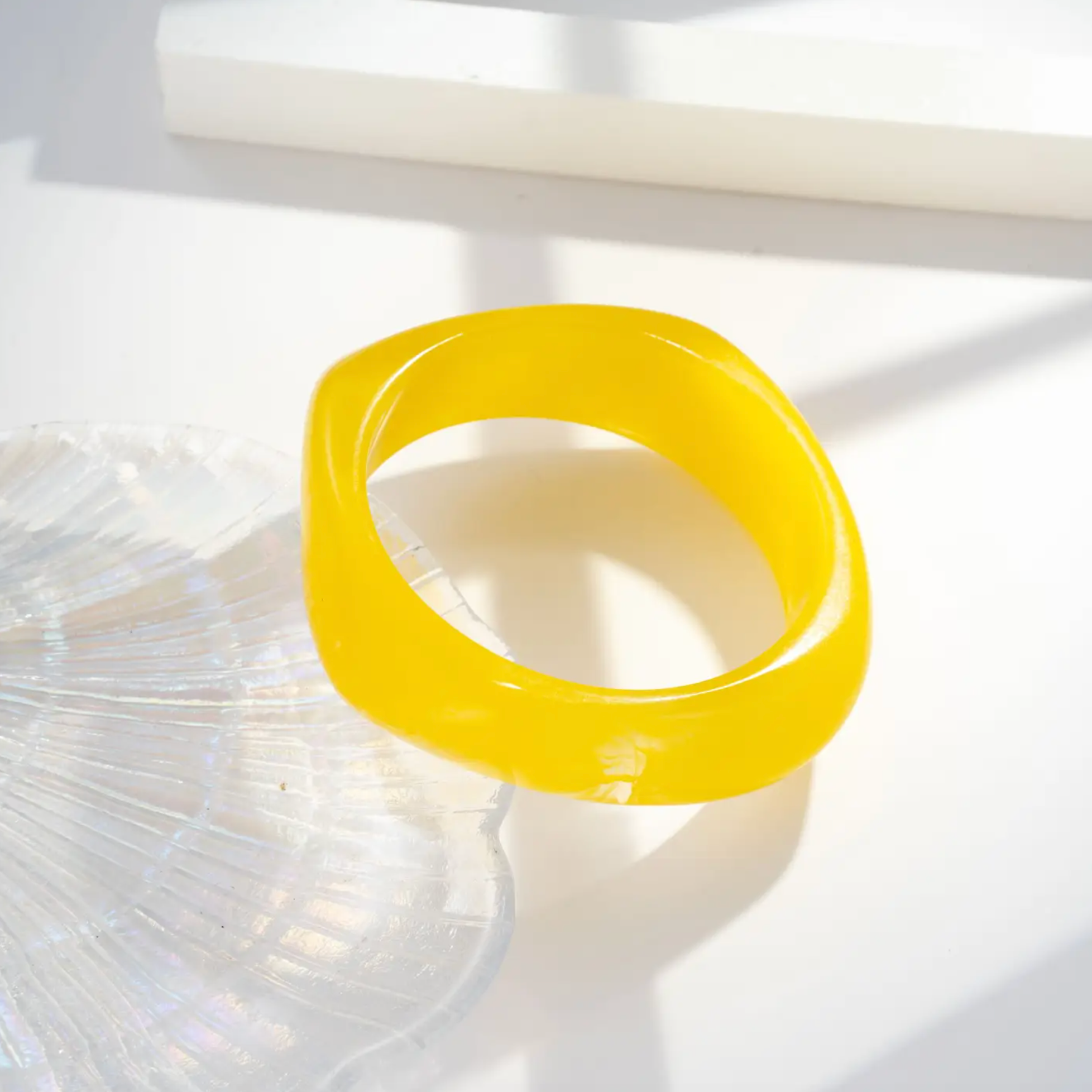 Bangle Geel