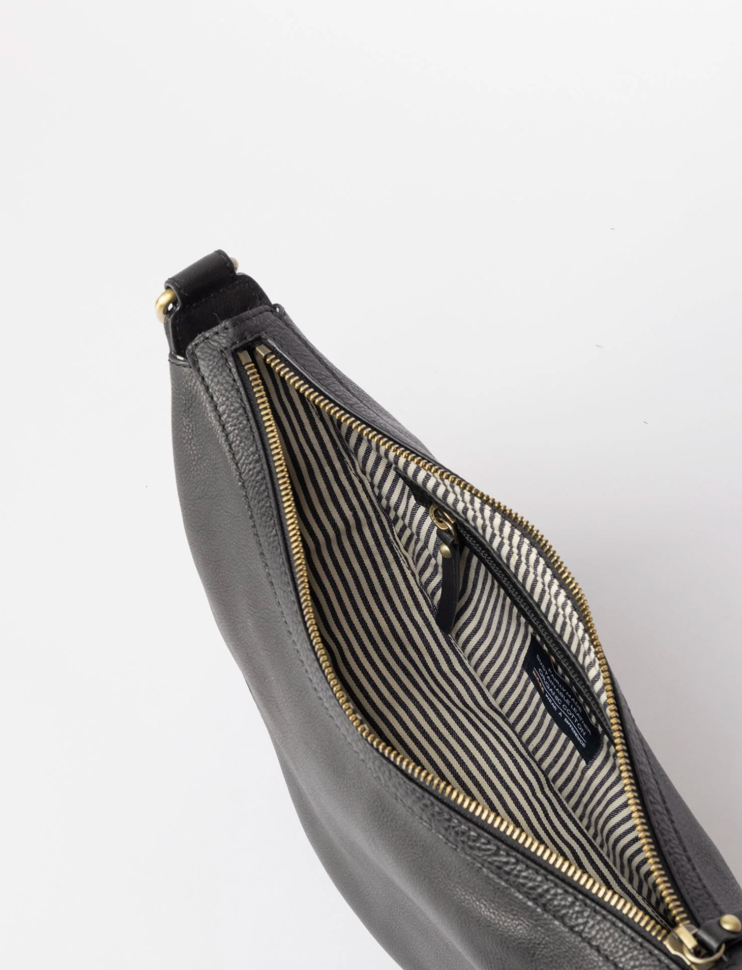 Leo Crossbody Black Soft Grain Leather