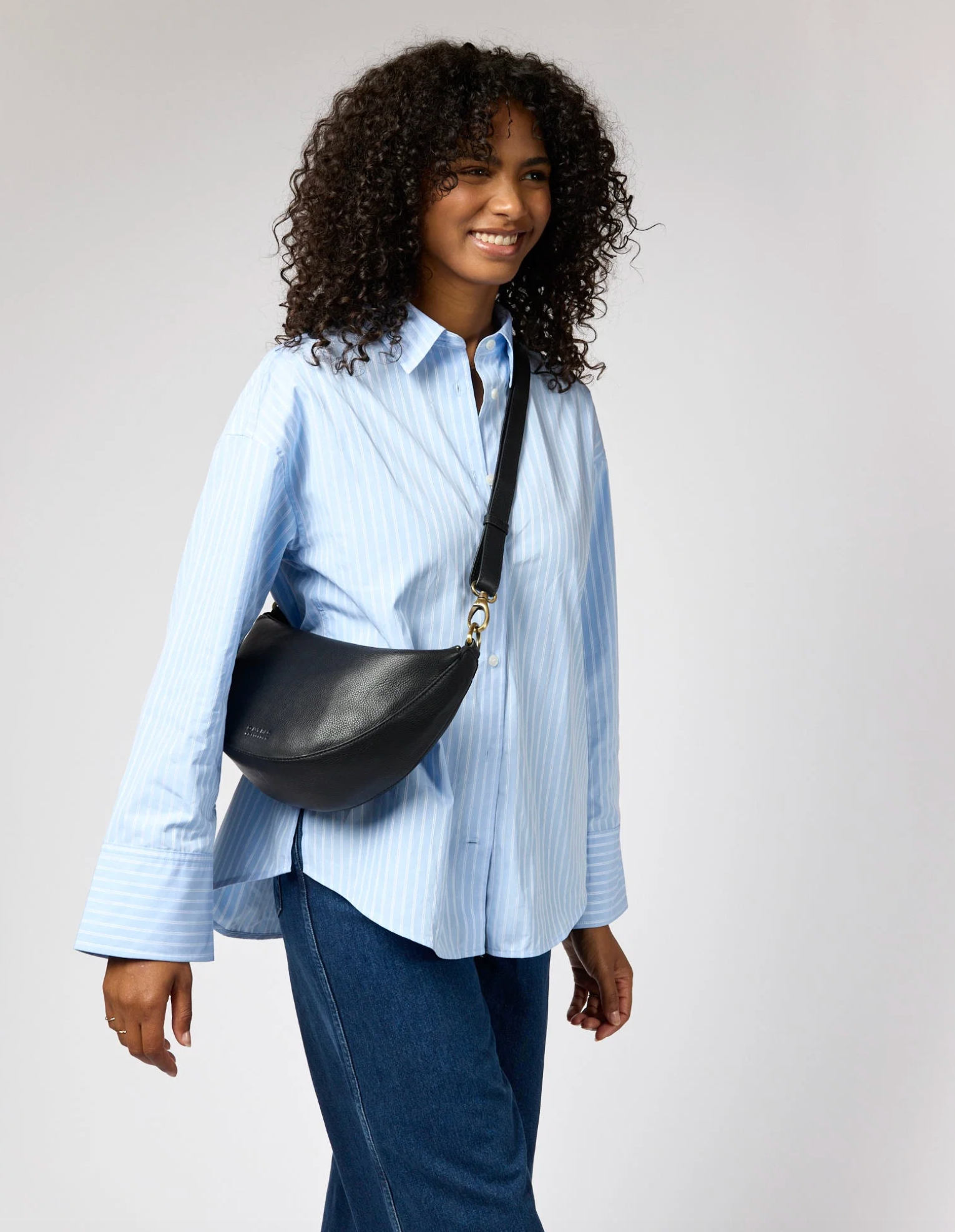 Leo Crossbody Black Soft Grain Leather