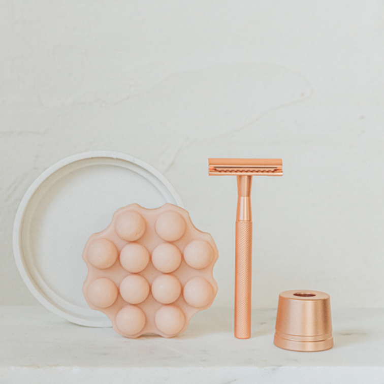 Home by Lily Oostende Wondr badkamer cosmetica badschuim