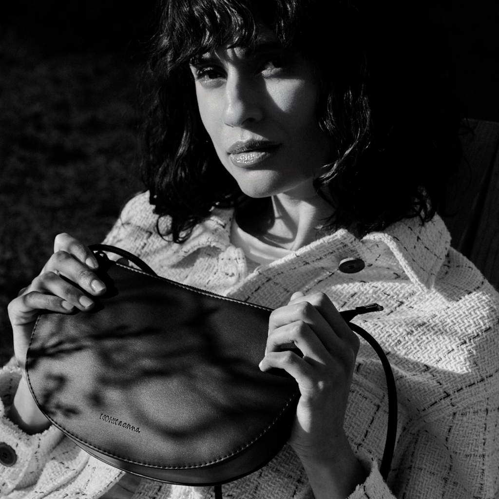 Farou Half Moon Bag Black