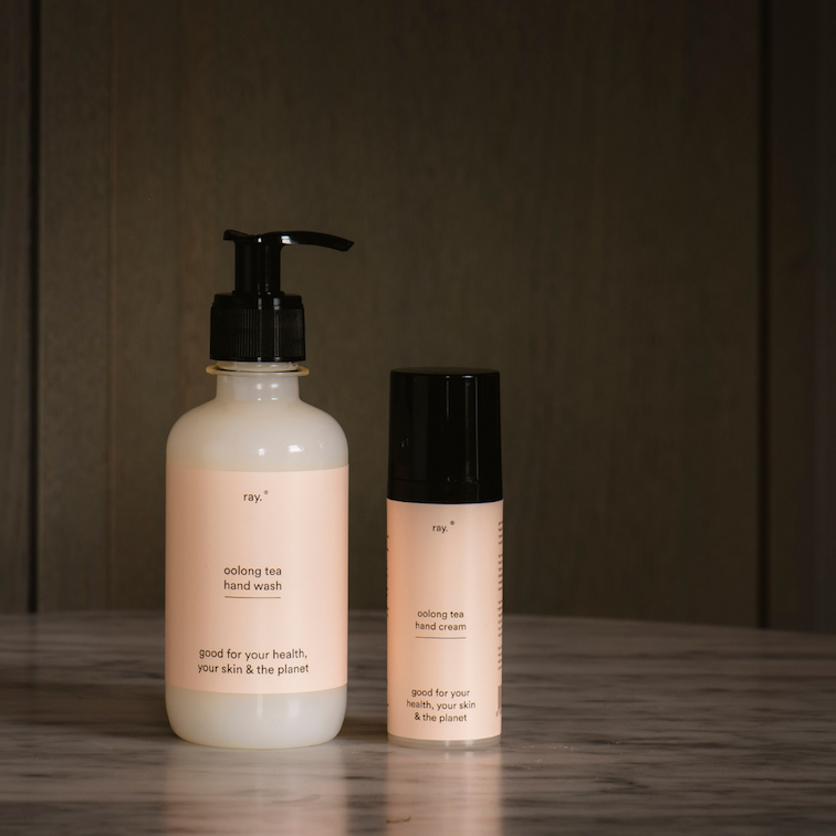 Home by Lily Oostende Ray cosmetica badkamer schoonheid handcrème