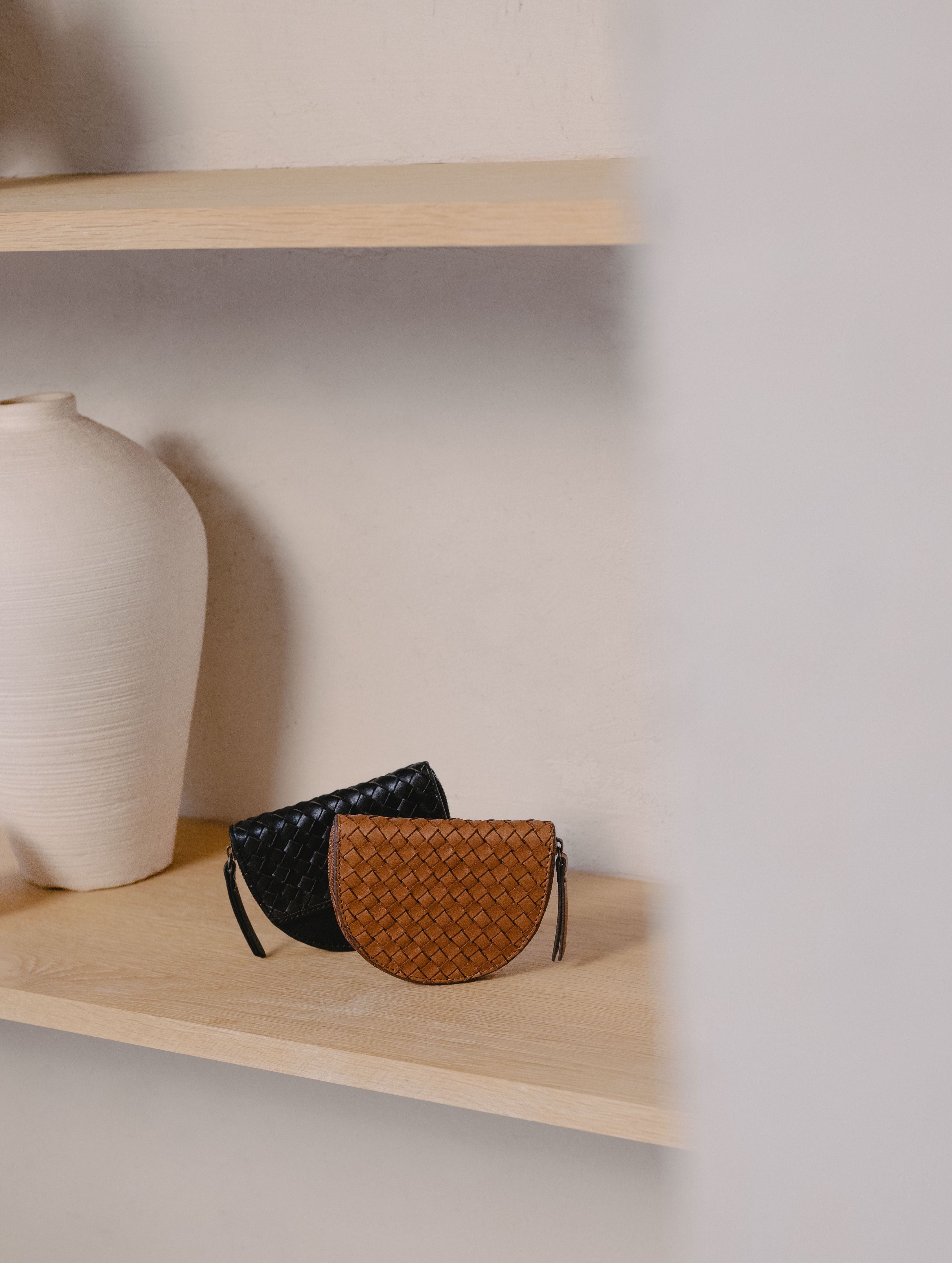 Laura Coin Purse Classic Woven Cognac