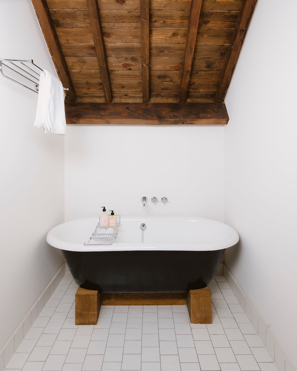 Home by Lily Oostende Ray cosmetica badkamer schoonheid handzeep